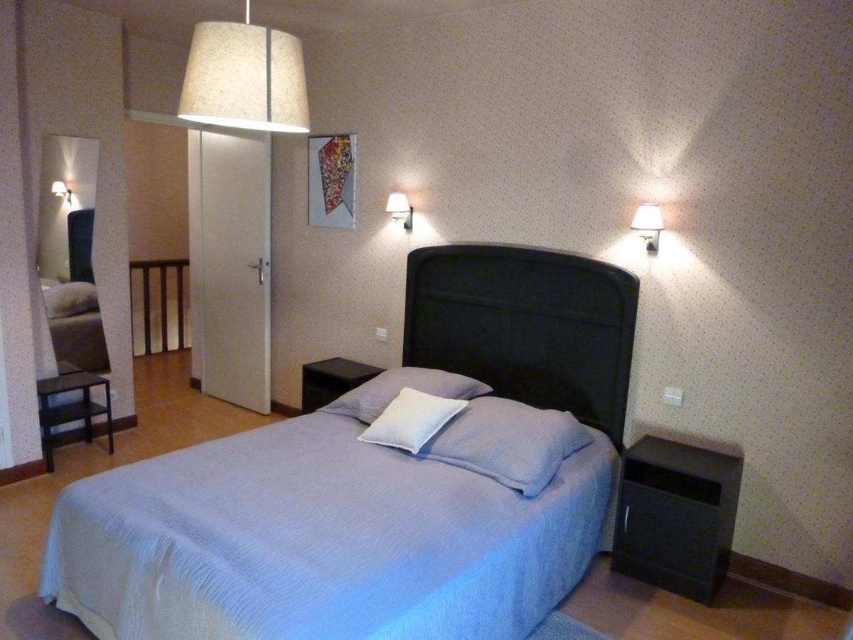Les Millepertuis Villa Luz-Saint-Sauveur Luaran gambar