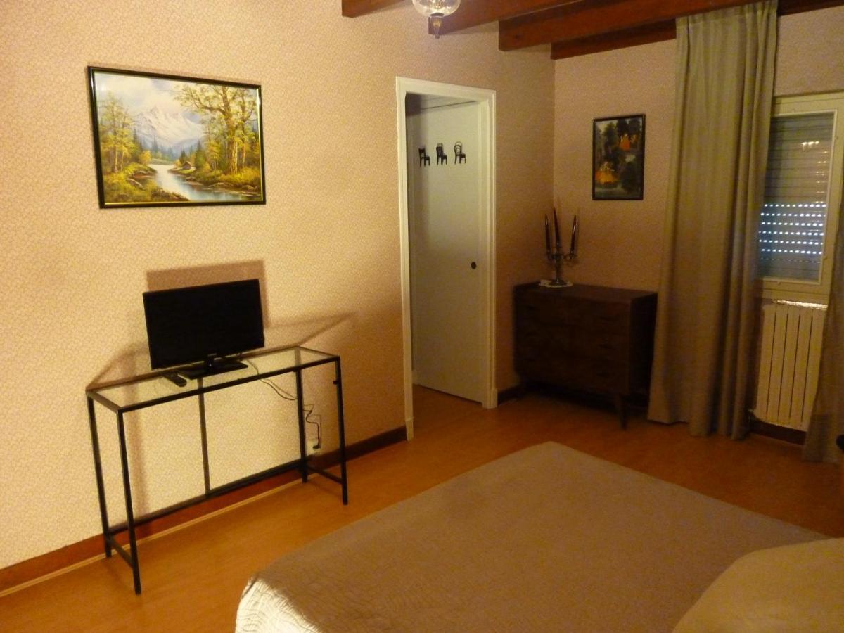 Les Millepertuis Villa Luz-Saint-Sauveur Luaran gambar